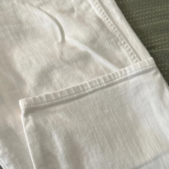 J. Crew Woman’s Crisp White Straight Jeans - Picture 5 of 8